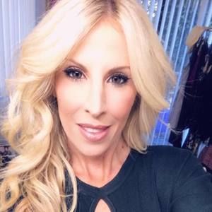 Meet your Posher, Elle